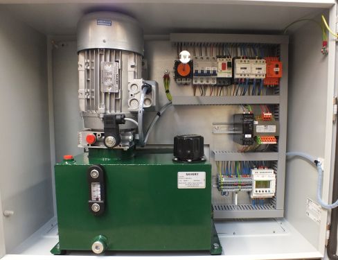 Click Here To Enlarge This Photo Of Platform Lift Controls